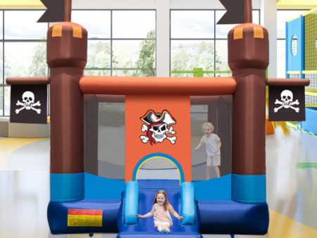 Pirate-Themed Inflatable Bounce Castle with Large Jumping Area and 735W Blower Online Hot Sale